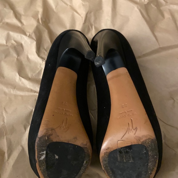 Giuseppe Zanotti black suede platform heels - Picture 6 of 10